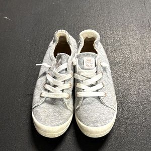 Ladies Roxy sneakers